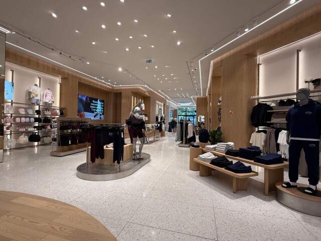 Functioneel uitgelichte Lululemon winkel