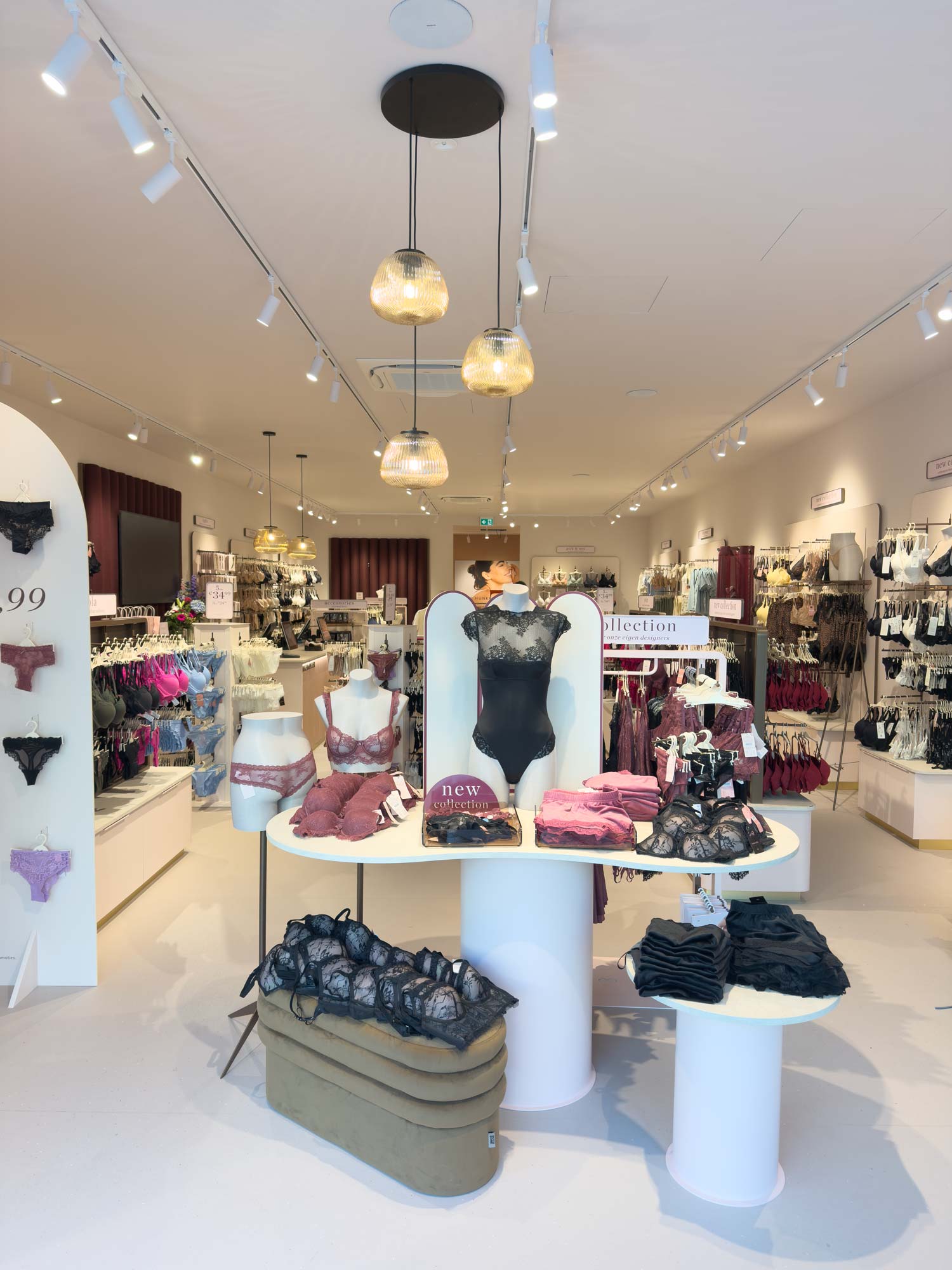 Winkeldisplay met extra sfeerverlichting